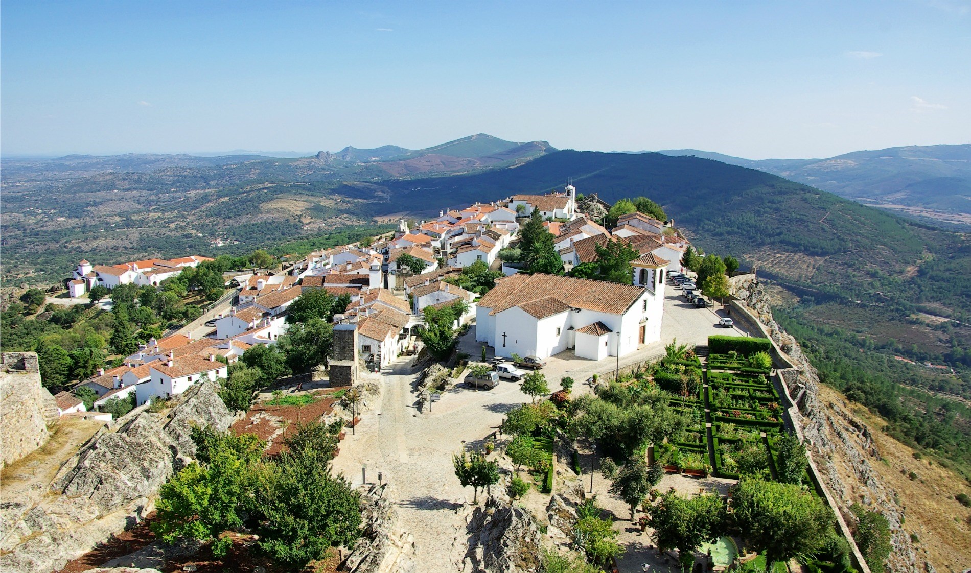 Hotéis no Alentejo? Reserve no Website Pestana Hotel Group!