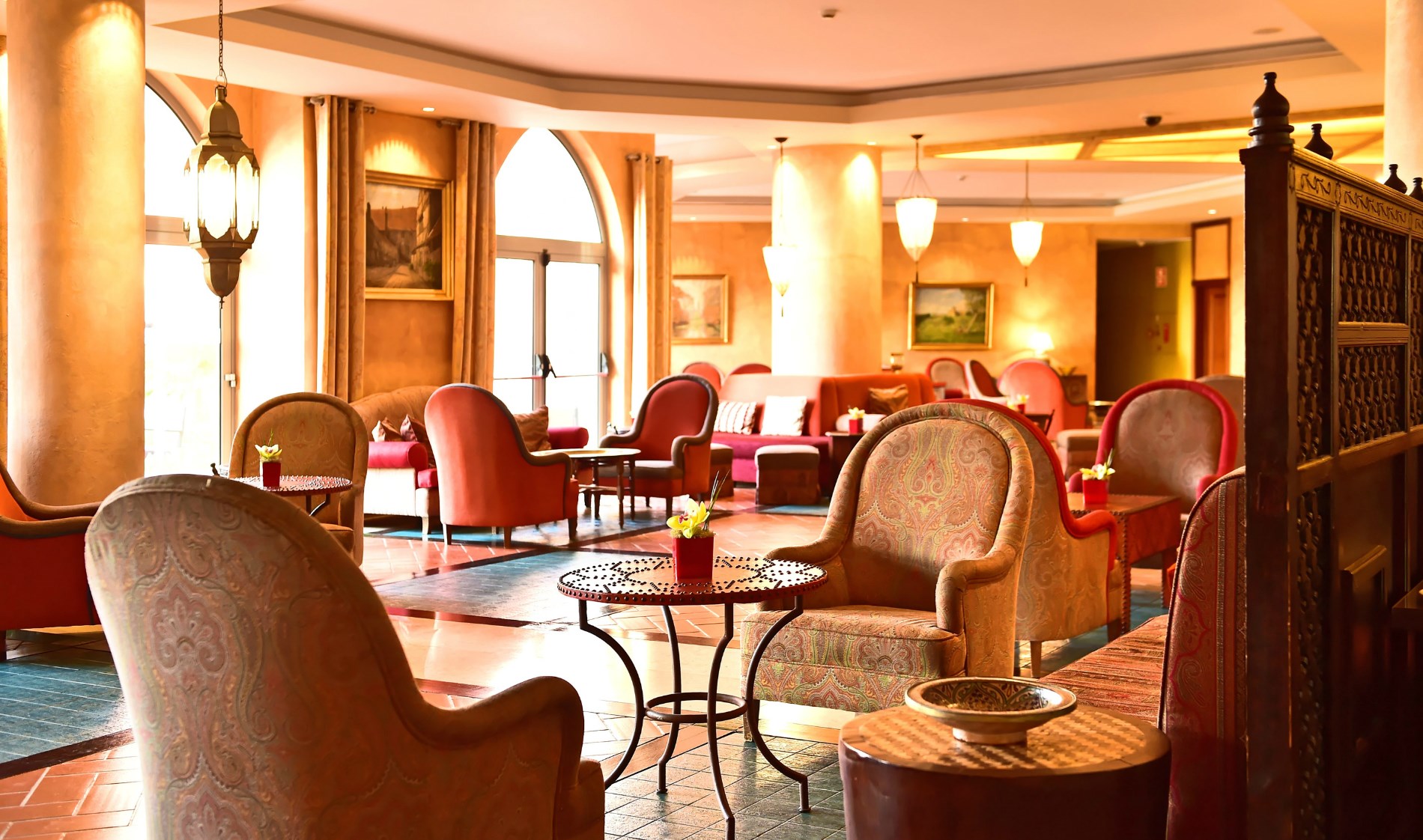 hotel-sintra-inside-bar