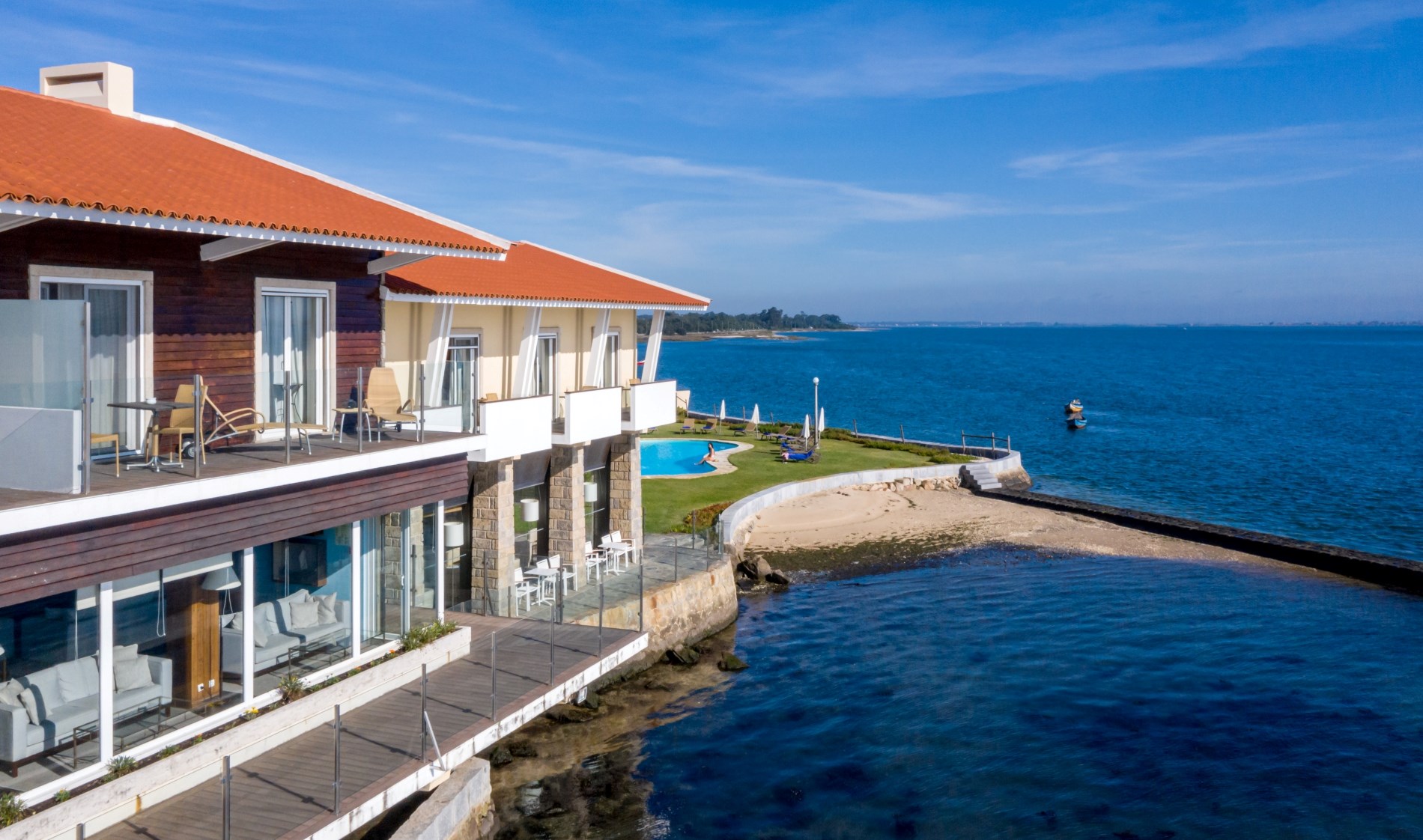 Hotel in Aveiro? Book at Pousada Aveiro Official Website!