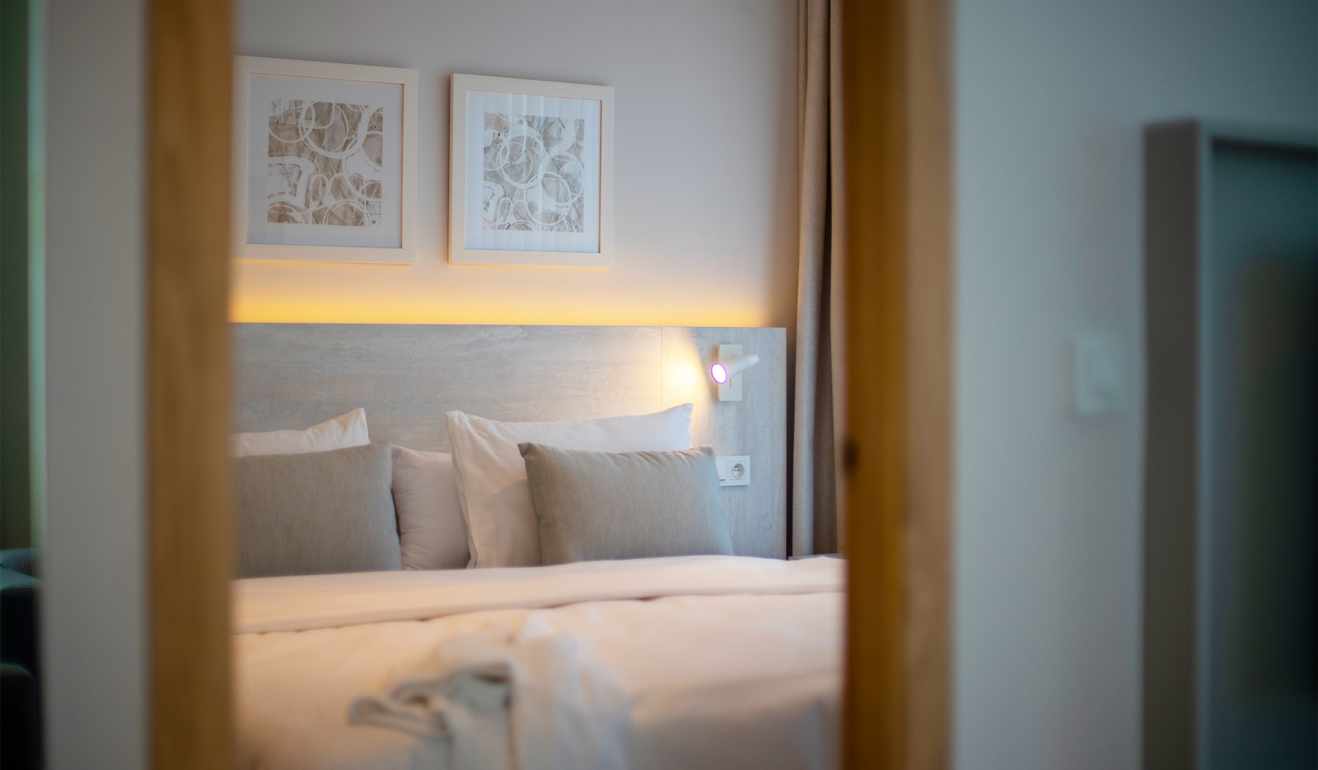 4-star-hotel-tangier-executive-room.jpg (1440×680)