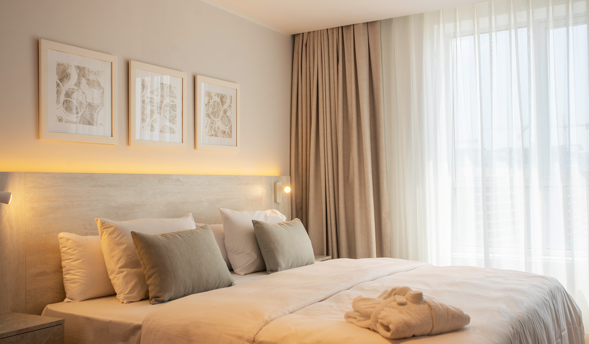 4-star-hotel-tangier-premium-room.jpg (1440×680)