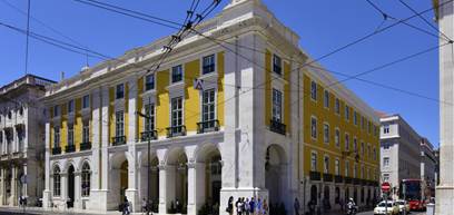 Historic Hotel in Lisbon with Spa