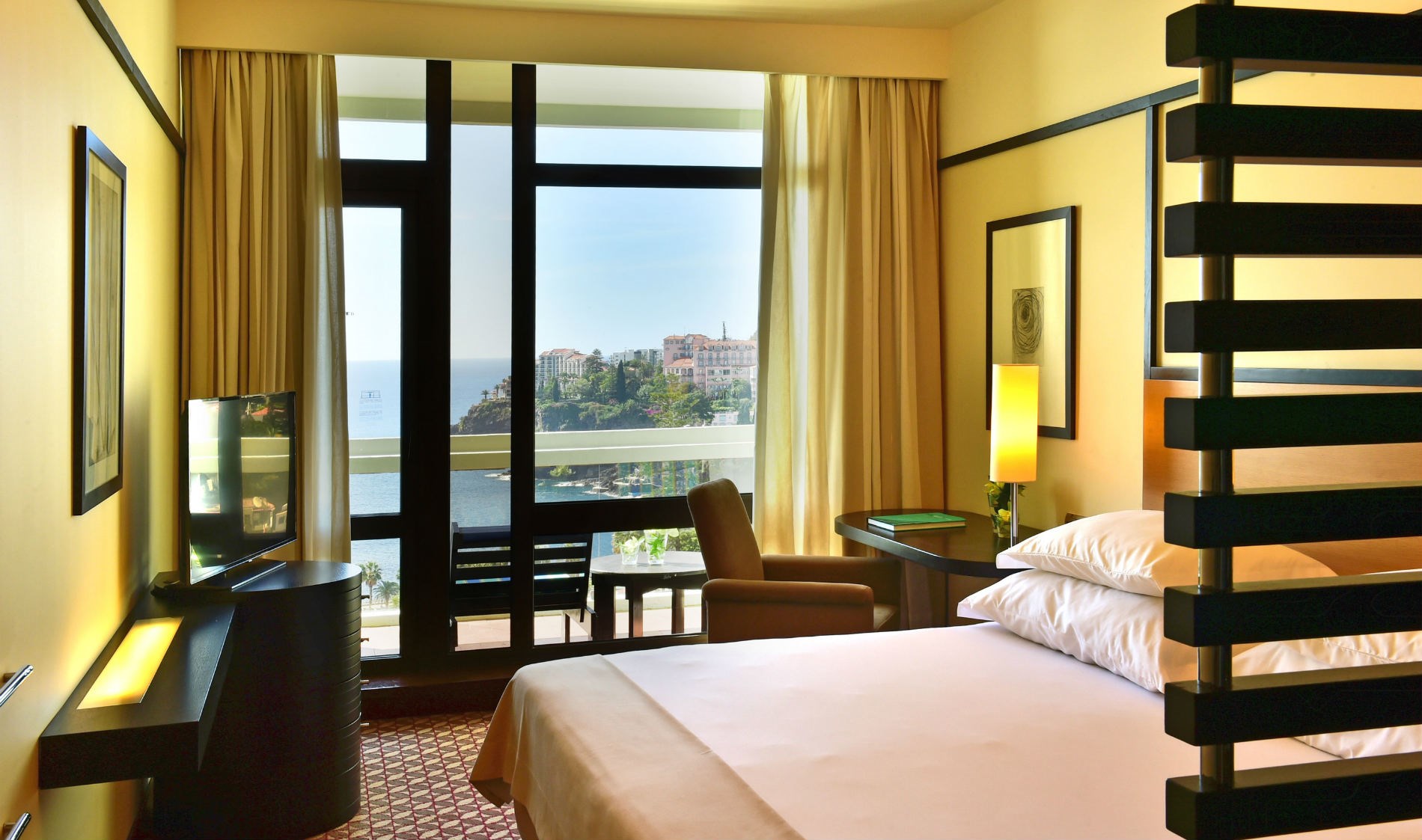 Clássico Vista Lateral Mar