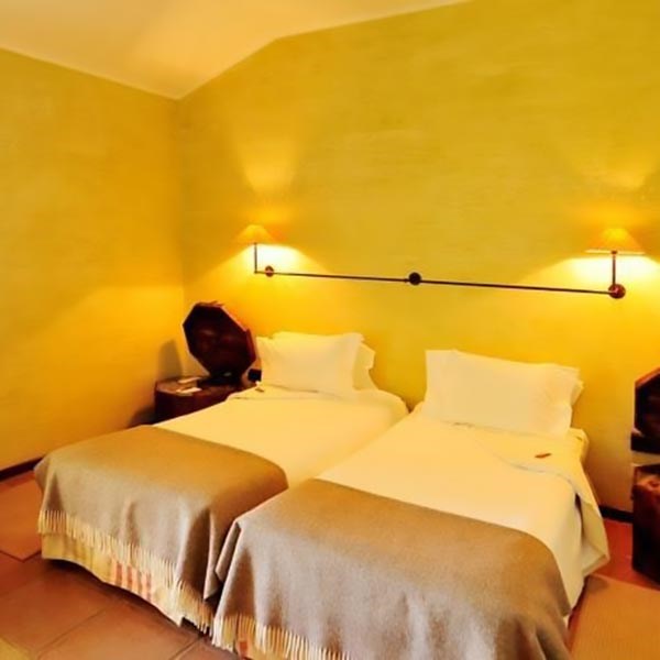 Quarto Clássico  Vista para o vale da Cova da Beira