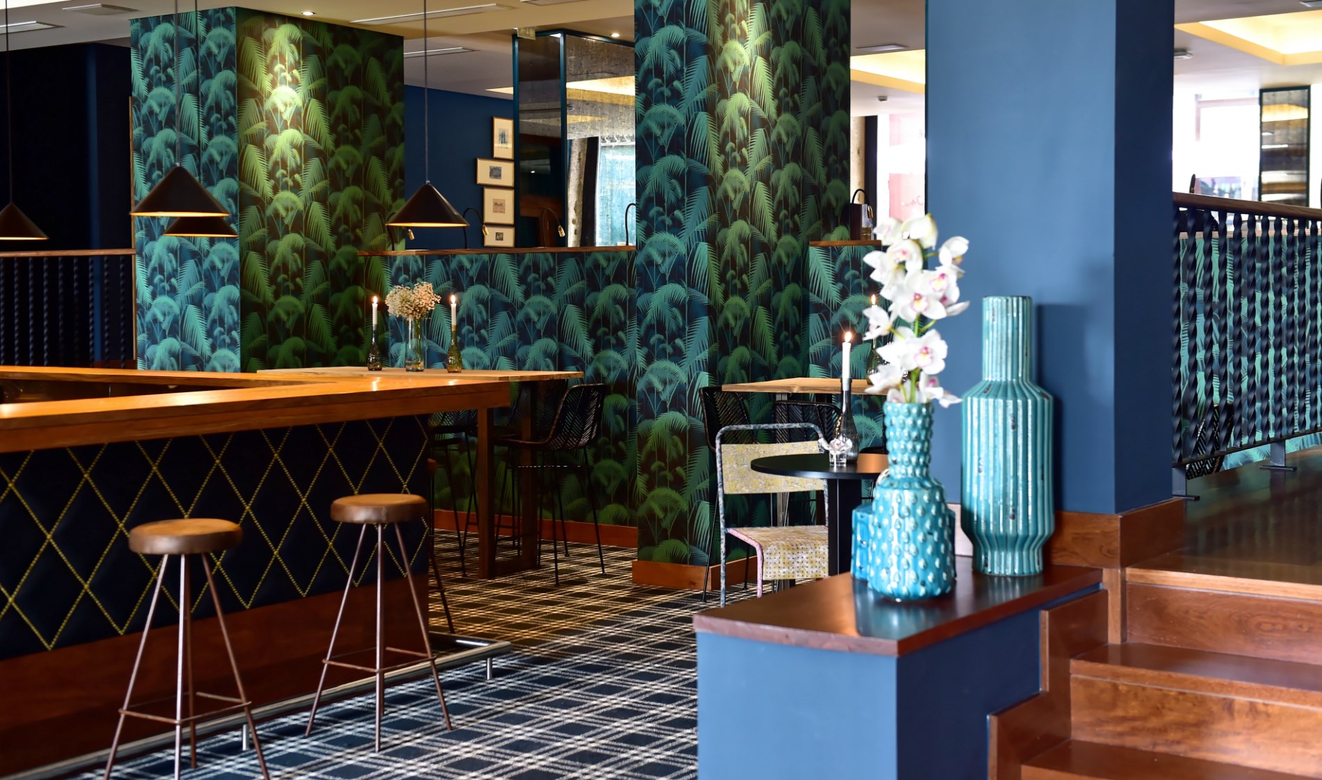 HERITAGE BISTRO & BAR