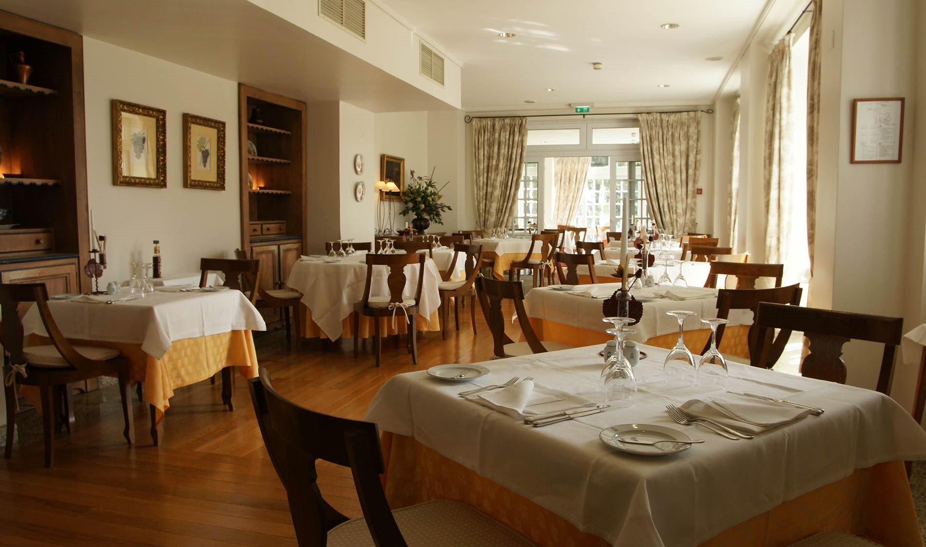 pousada-de-alijo-restaurant